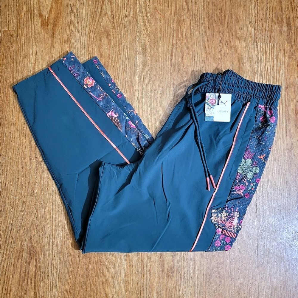 Puma X LIBERTY Track Pants Green Gables Women's Size Medium M New Animal Print